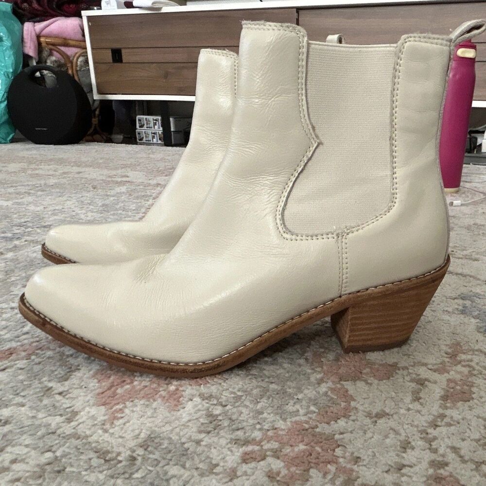 Madewell The Watkin Chelsea Ankle Boots in Pale Parchment Leather Sz 8.5 Western